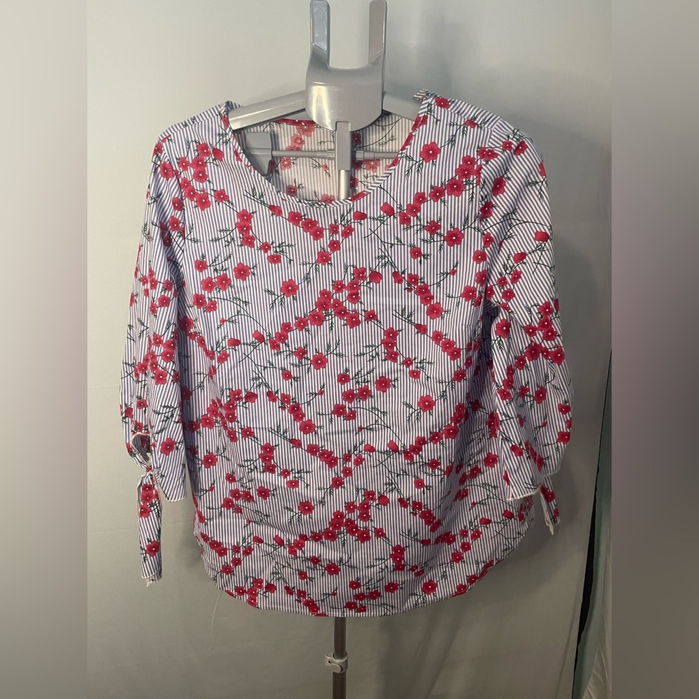 Floral Striped Women's Top size medium